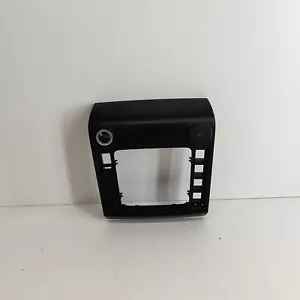 VOLKSWAGEN AMAROK 2H Gear Shifting Level Plastic Trim 2H0863681 2019 RHD - Picture 1 of 9