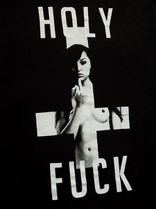 Original Glamour Gurlz Smoking Hot SEXY Chik HOLY FU...K - Herren T-Shirt Große L - Bild 1 von 3