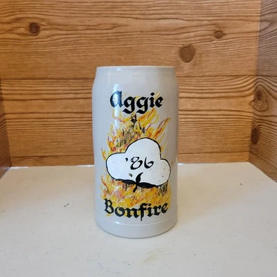 Vintage Texas Aggie 1986 Bonfire Beer Mug.  GIG 'EM AGGIES! - Image 1 of 4