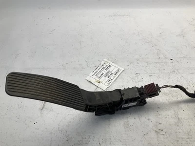 17-25 Chrysler Pacifica 3.6L FWD AT Accelerator Gas Throttle Pedal T - Image 1 of 4