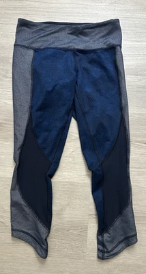 Lululemon Wunder Under Crop Sashika tiro alto enrollable azul marino 4 pantalones Foto 1 de 4