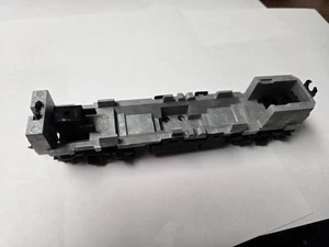 Stewart HO F3 or 7 Frame & Trucks - Parts - Picture 1 of 2