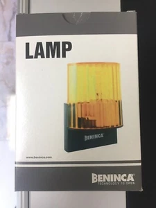 LÁMPARA INTERMITENTE LED BENINCA CON ANTENA INCORPORADA - LÁMPARAS LED - Imagen 1 de 6