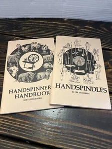 Vintage Handspinner's Handbooks by Bette Hochberg Illustrated 1980 Fibre Textile - Picture 1 of 6