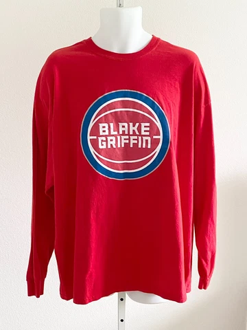 Gildan Detroit Pistons Blake Griffin Men's Red Logo Basketball T-Shirt Size 2XL Cover