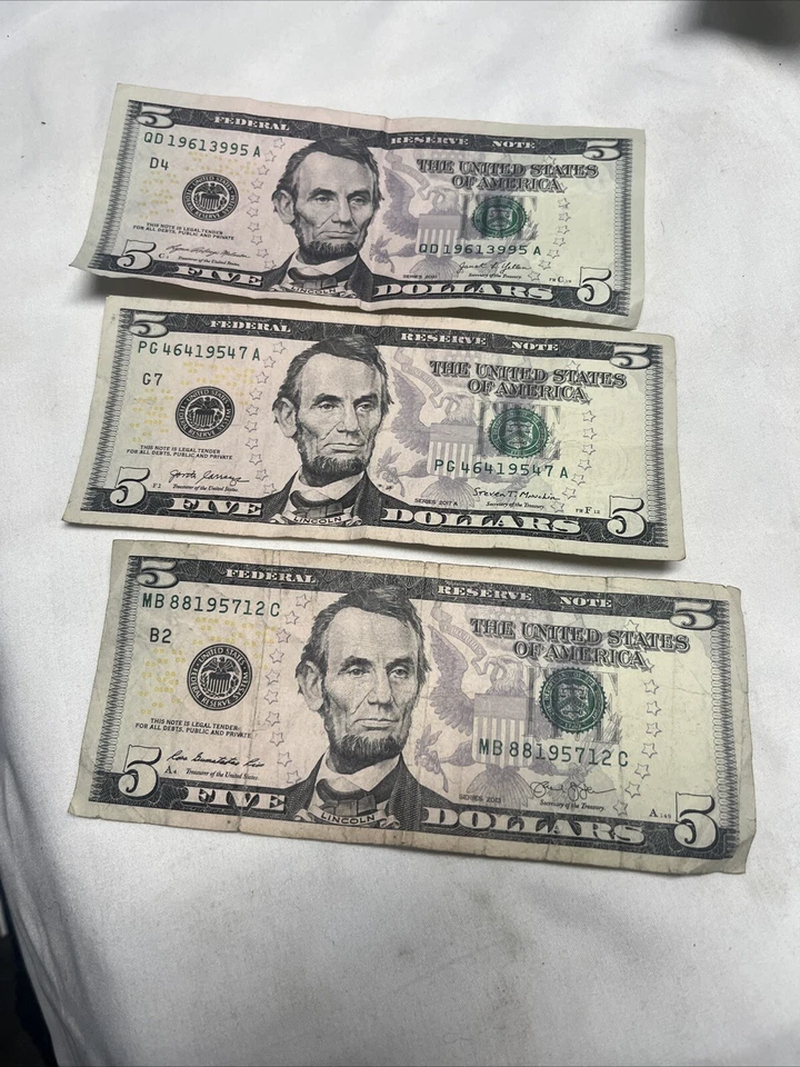 LOT OF 3,  US $5 Dollar Date Note Fancy Serial#  1954, 1957,1961 - Image 1 of 4