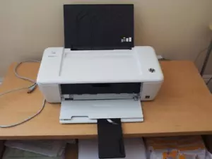 HP Deskjet 1010 Standard-Tintenstrahldrucker - Bild 1 von 1