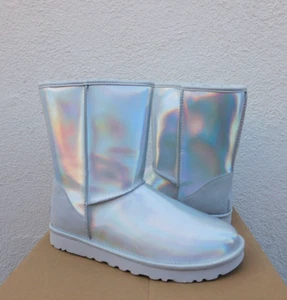 UGG CLASSIC SHORT IRIDESCENT GREY LEATHER/ WOOL BOOTS, WOMEN US 7/ EUR 38 ~NIB - Picture 1 of 7