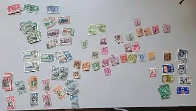 LOT Of 112 VINTAGE CEYLON POSTAGE STAMPS. 7 Unused. 105 Used. 1866 Is The Oldest - Image 1 of 4