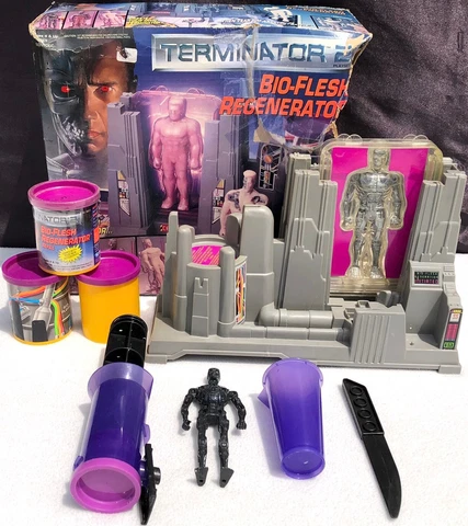 Vintage Kenner 1991 Terminator 2 Bio Flesh Regenerator Play Set - Incomplete Cover