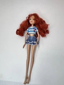 Winx Club 2012 Bloom Basic Fashion Doll - Picture 1 of 8