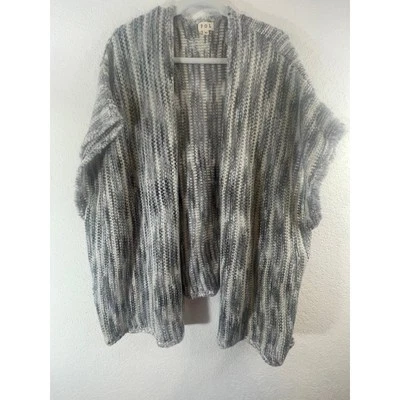 Cárdigan POL talla mediana  Foto 1 de 4