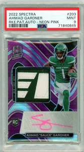 2022 Spectra Ahmad "Sauce" Gardner Rookie Patch Auto Rosa Neon (6/25) #203 PSA 9 - Foto 1 di 2