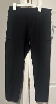 Women’s leggings Size XL Women’s Pants /Women’s Yoga Cropped Side Pockets Black - Image 1 of 4