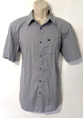 Quiksilver Men's Short Sleeve Button Front Shirt Sz Medium Cotton Blend EUC - Image 1 of 4