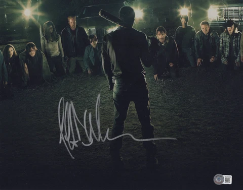JEFFREY DEAN MORGAN WALKING DEAD SIGNED 11X14 PHOTO AUTOGRAPHED BECKETT BAS COA Cover