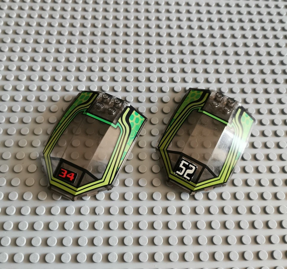 LEGO Cockpit Scheibe 6x8x3 transparent grün bedruckt Windscreen x224px6 A165 - Bild 1 von 1