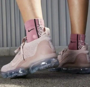 6.5 WOMENS NIKE AIR VAPORMAX 2021 FLYKNIT DJ9975-600 RUNNING SNEAKERS - Picture 1 of 9