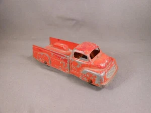 Vtg Tootsietoy Toy Cast Metal Red Flatbed Delivery Truck Rubber Tires USA - Picture 1 of 8