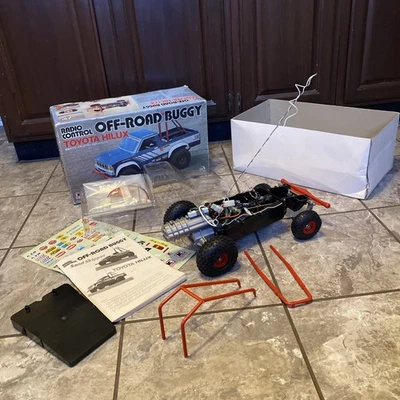 Kyosho Toyota Hilux Off-Road Buggy Radio Control - sehr selten LESEN - Bild 1 von 4