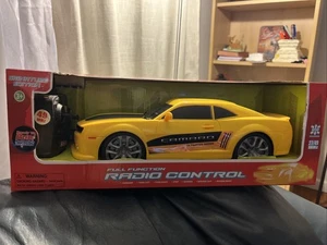 Signature Edition Full Function Radio Control Bumblebee Chevy Camaro Car Nib - Picture 1 of 7