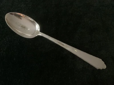 Cuchara para servir Lunt William and Mary - casi nueva Foto 1 de 3