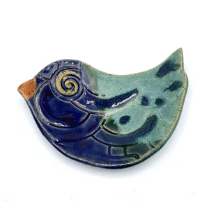 Studio Pottery Stoneware Blue Bird Trinket Dish/Spoon Rest, Etched, 4.5" - Picture 1 of 7