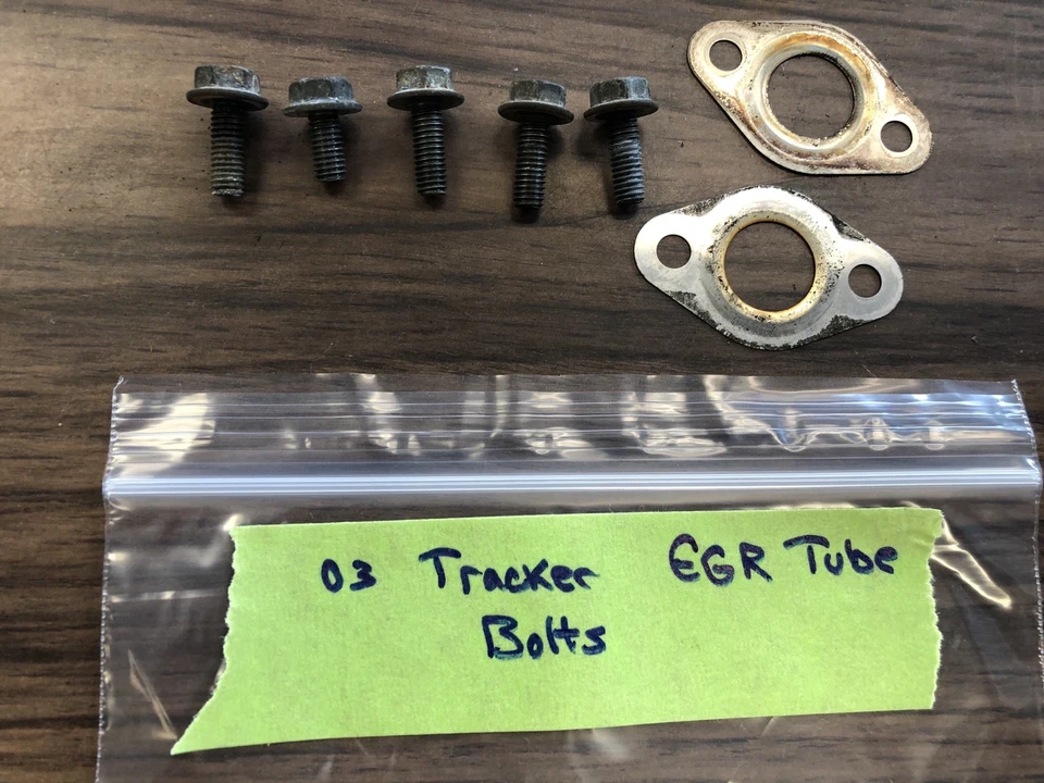 25H115 Pernos Tubo EGR 2001 SUZUKI VITARA 2.0 03 02 99 Foto 1 de 1