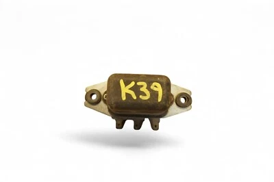Regulador de voltaje Kawasaki #21066-018 KZ400 KZ400A KZ400D K39 *2720H Foto 1 de 4