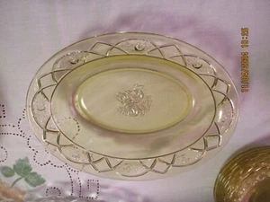 Vintage Federal Glass Rosemary Dutch Rose Amber Vegetable Bowl - Picture 1 of 5