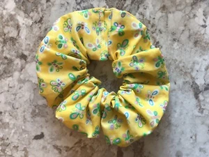 Scrunchie farfalla gialla scrunchies capelli crociera vacanza coda di cavallo chignon disordinato  - Foto 1 di 1