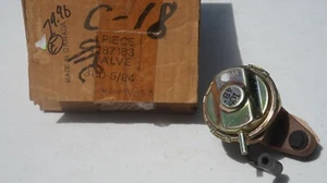 EGR Valve 4287183 New Genuine OEM Mopar Part - Picture 1 of 3