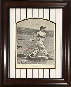 ROGER MARIS Signed 8X10 FRAMED Photo - JSA LOA - Picture 1 of 5
