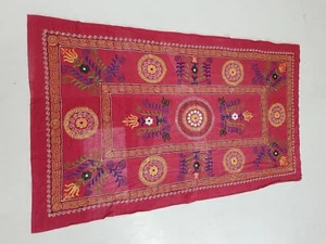 Vintage Traditional Suzani Embroidered Textile Wall Hanging 74x40cm - Picture 1 of 13