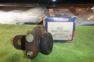 NORS CHRYSLER,DODGE,DESOTO,PLYMOUTH 1946-58 WHEEL CYL. (FRT.RH) #FC10581 - Picture 1 of 2