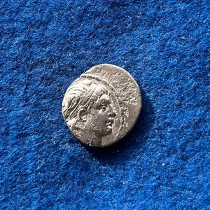 Seleukiden Antiochos VII. Euergetes Drachme König Nike 3,9 g 19 mm #3290 - Bild 1 von 2