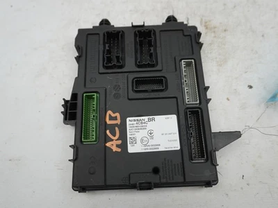 Placca Fusibile Abitacolo (BSI) Usato NISSAN QASHQAI II Fase 2 - 1.5 dCi 115 - Immagine 1 di 3