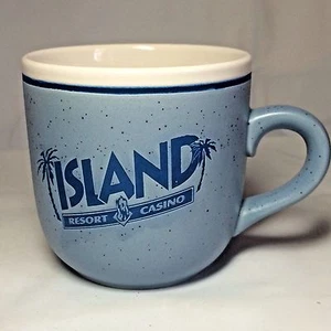 Taza de té de café azul ISLAND Casino Resort Harris Michigan - Imagen 1 de 4