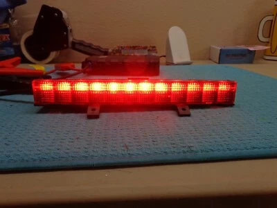 INFINITI Q60 Q40 14 15 ПОЛКА ДЕРЖАТЕЛЬ ЦЕНТР 3 ТРЕТИЙ СТОП-СИГНАЛ - Изображение 1 из 4