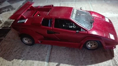 Modellino Lamborghini Countach Koenig Specials in in Ferro scala 1: 24 Rosso M. - Immagine 1 di 3