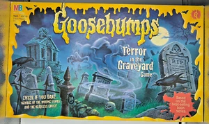 Goosebumps Terror in the Graveyard Juego de Mesa Milton Bradley 1995 100% Completo - Imagen 1 de 8
