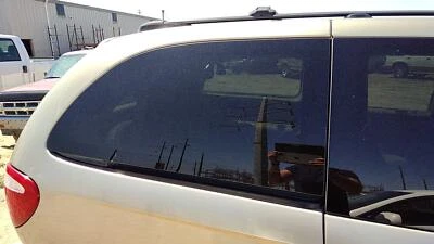 Dodge Caravan 2001-2007 pasajero cuarto trasero derecho vidrio ventana lateral OEM Foto 1 de 4