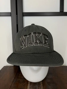 Nike Hat Cap Snap Back Adult One Size Gray Embroidered Acrylic Wool Blend Skate - Picture 1 of 13