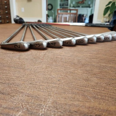 Browning Golf Clubs, 500 Low Profile Iron Set 2-9 and PW, Men's Right Handed Set - Image 1 of 4