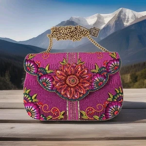 🔥NWOT - Mary Frances Beaded Flap Over Crossbody Floral Fuchsia Evening Handbag - Picture 1 of 4