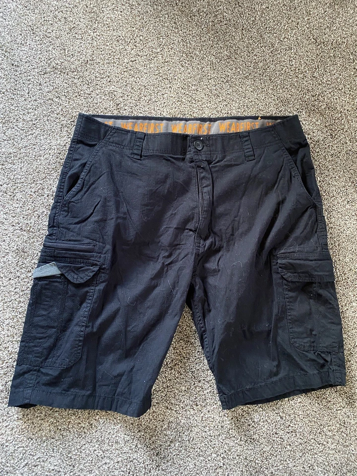 Pantalones cortos cargo negros para hombre talla 38 Foto 1 de 4