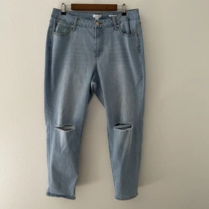 Forever 21+ Womens Mid Rise Relaxed Fit Slim Leg Boyfriend Denim Jeans Size 14 - Picture 1 of 9