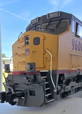 Aristo Craft G Scale 9 Diesel Locomotive  #9600 UNION PACIFIC ART-2300-B NEW - Image 1 of 4