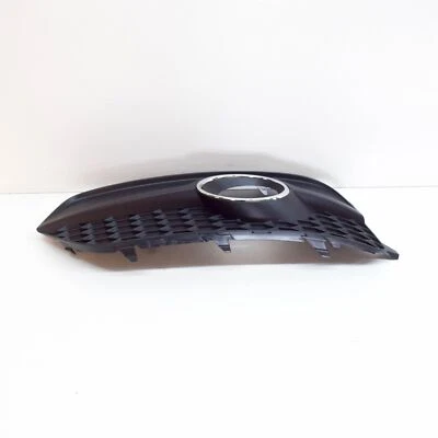 Audi Q3 8U Front Bumper Left Fog Light Grille 8U0807681ESP9 - Image 1 of 4