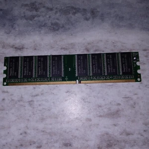 512MB OF DDR RAM works tested - Picture 1 of 3